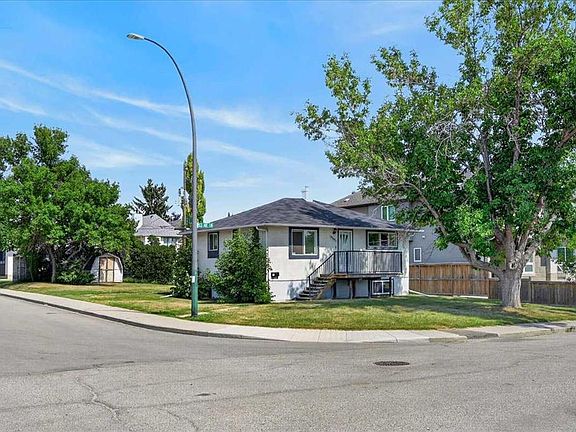 4th image of 440 S 53rd Ave SW