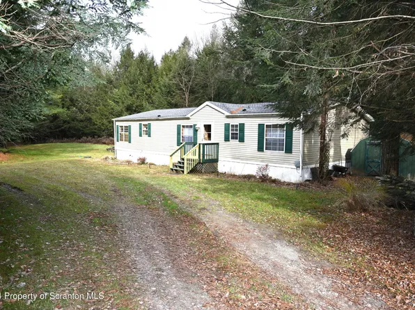 1526 Creek Rd, New Milford, PA 18834