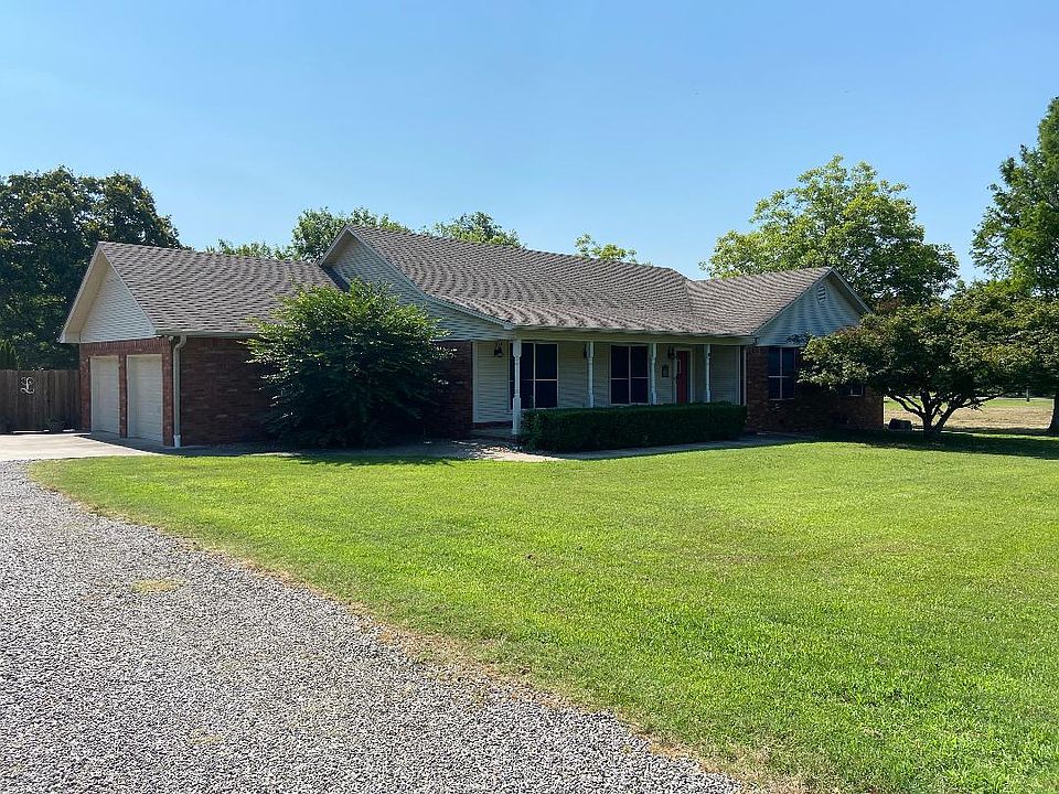 1st image of 66 McDougall Ln