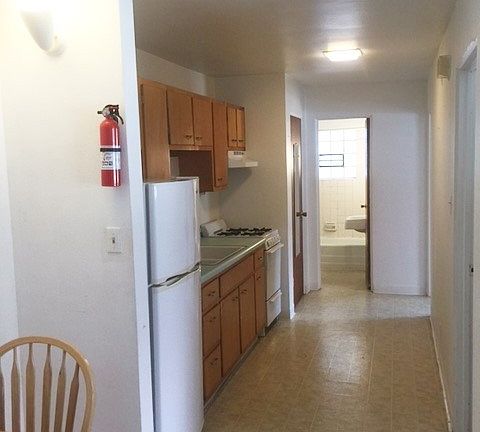 4th image of 1107 W Oregon St #1B-1Ba