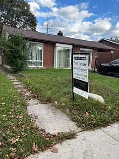2 bed, $1,800 — Photo 1