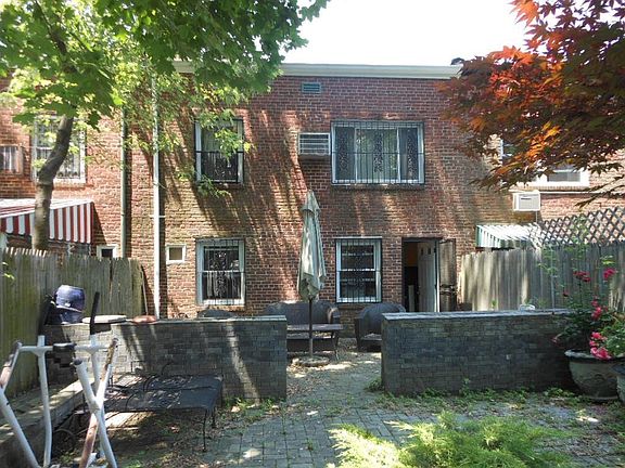 3rd image of 6763 Alderton St