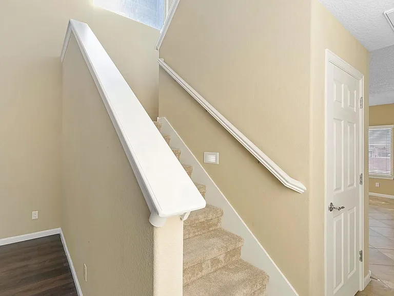 604 Loma Linda Loop NE — Photo 21