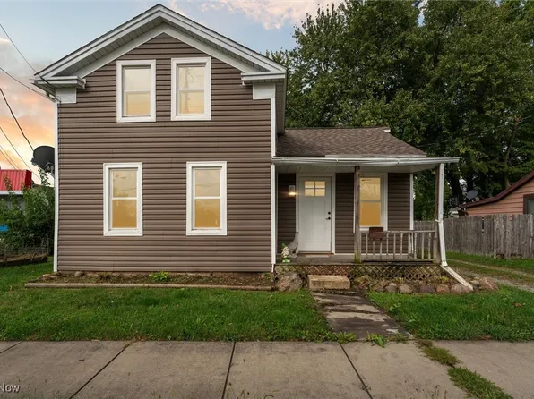 109 Barker St, Wellington, OH 44090