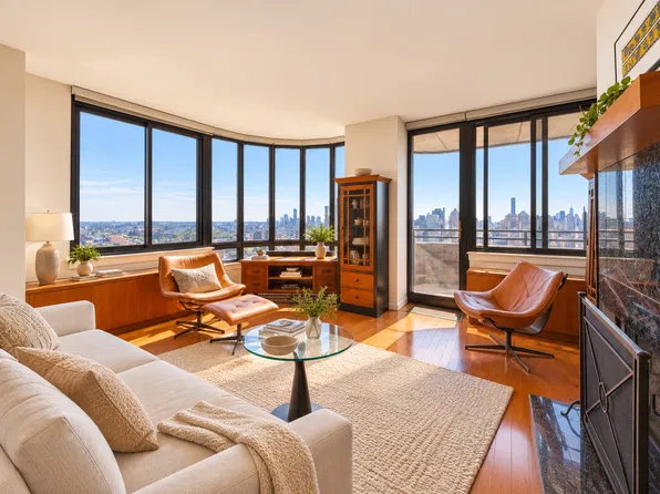 455 East 86th Street image 1 of 18