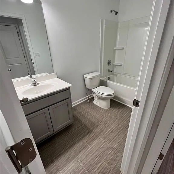 6075 Handley Dr — Photo 13