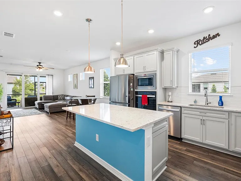 9454 Ballaster Pointe Loop — Photo 10