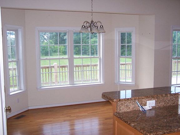 5th image of 8181 Pembelton Dr