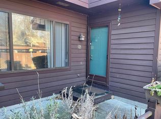 101 E Jolly Rd #21, Lansing, MI 48910