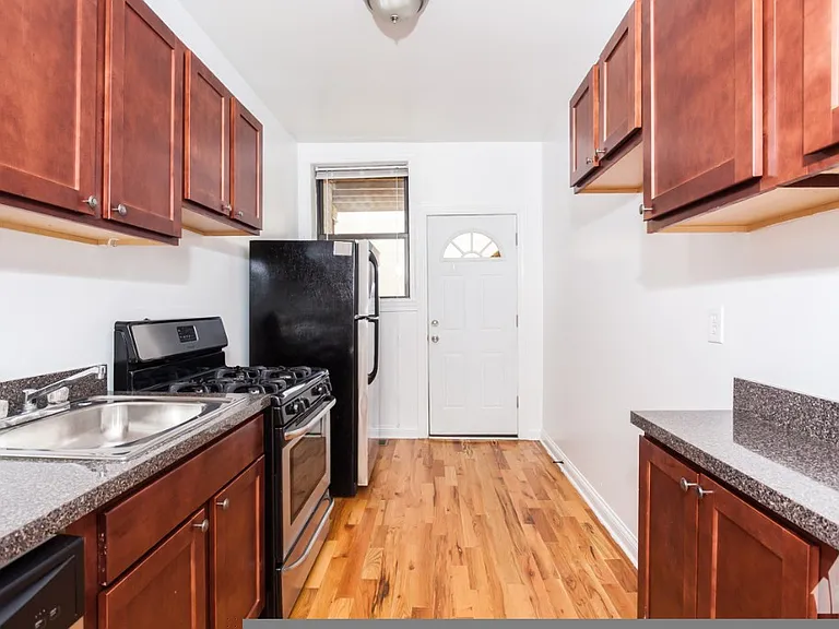 824 W Waveland Ave #1 — Photo 6