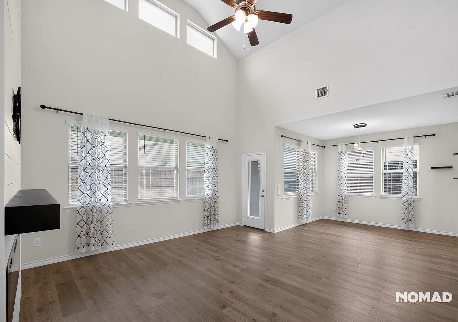 Beautiful 2023-Built Home in Highly Rated Melissa ISD EV Charger Included! — Photo 4