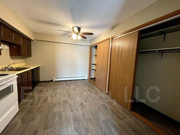 2nd image of 101 16th Ave NW #7