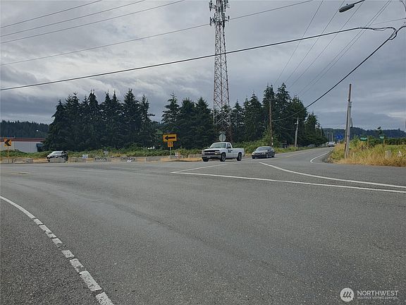 2nd image of 19210 Pioneer Way E