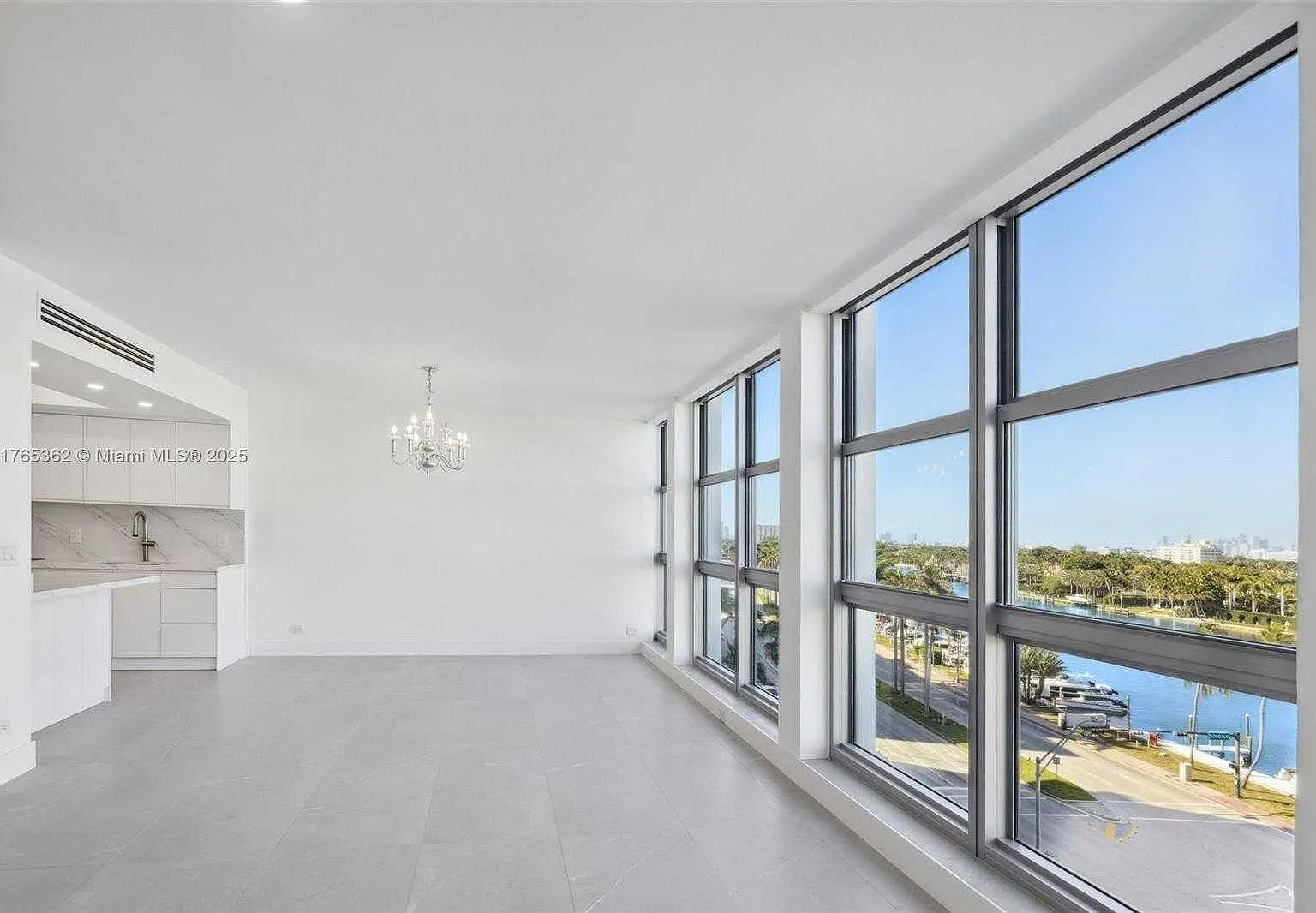 3 bed, $6,750 — Photo 3