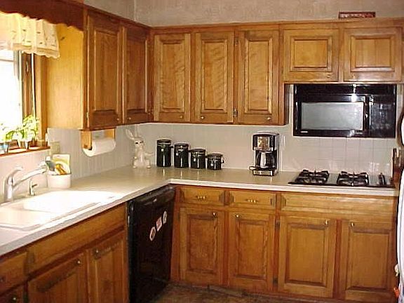 5th image of 1661 N Cain Ave