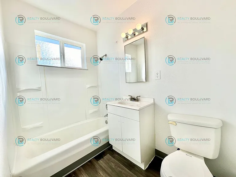 929 Willow St — Photo 9
