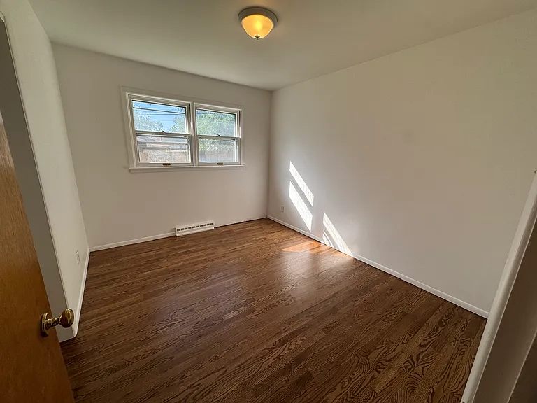 1809 Comanche Rd — Photo 5