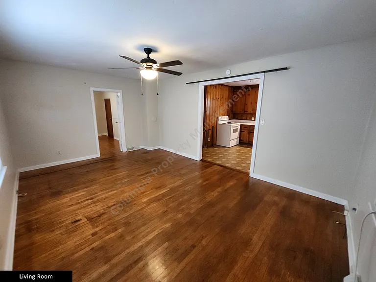 816 Howard St — Photo 5