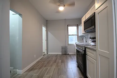 Rented by (Legacy) Elegran