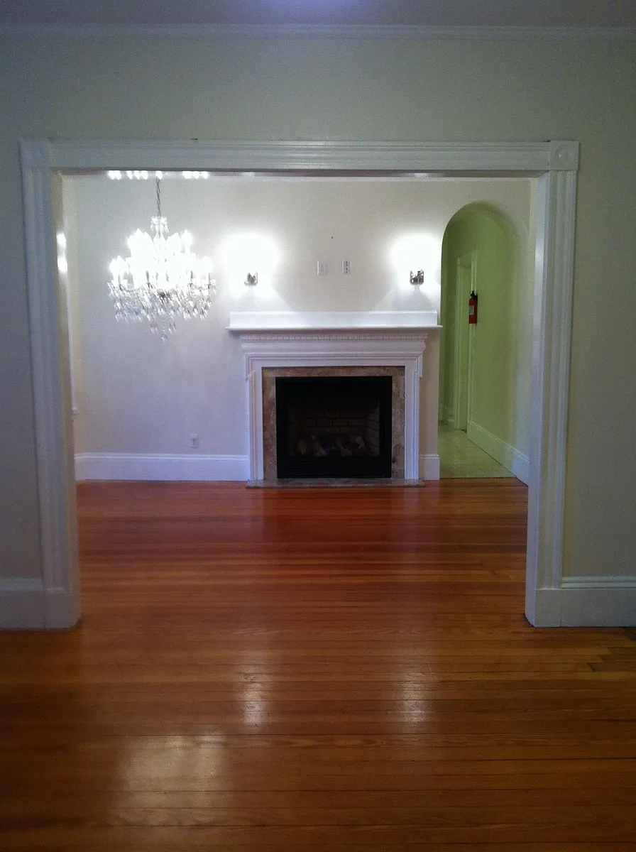 Photo 1 of 13 - 87 Florence St #1 - Melrose, MA Primary Photo - 87 Florence St #1
