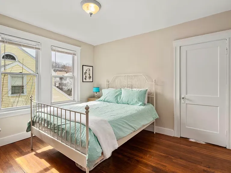 258 Roslindale Ave — Photo 11