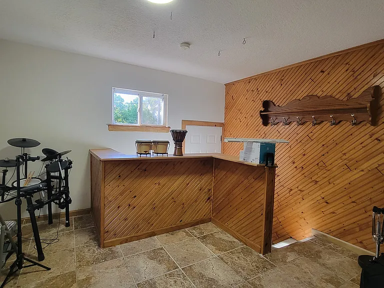 501 E Hereford Ave — Photo 12