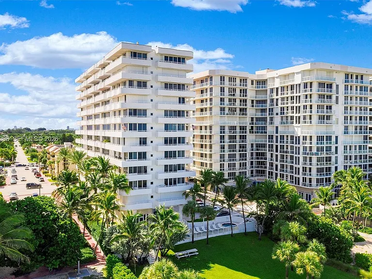 8911 Collins Ave #802 — Photo 1