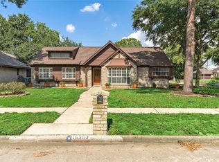 15302 Windy Cove Dr, Houston, TX 77095