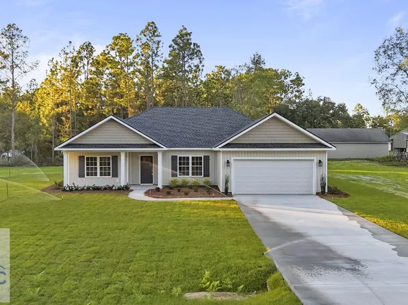 2049 Photonia Ave, Jesup, GA 31546