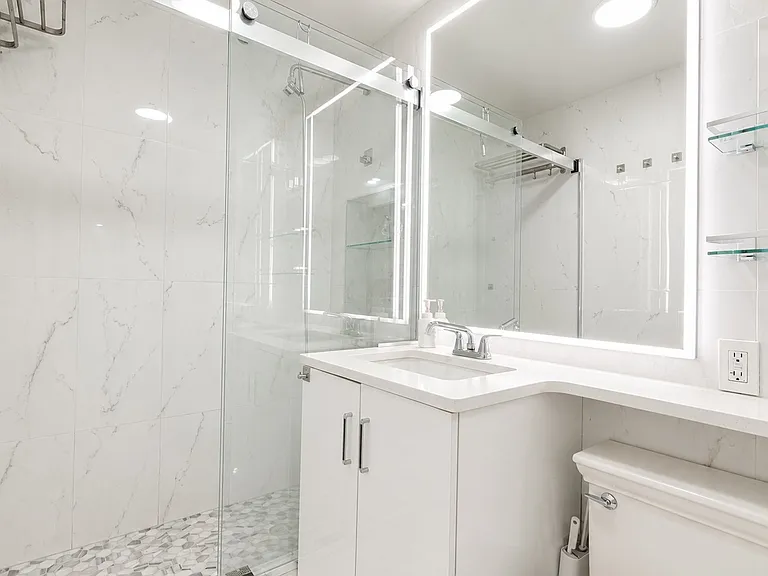 100 Beekman St #26H — Photo 4
