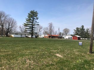 607 Dubois Ave, Sumner, IL 62466