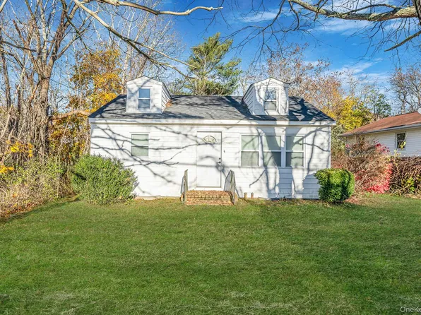 24485 Main Road, Mattituck, NY 11935