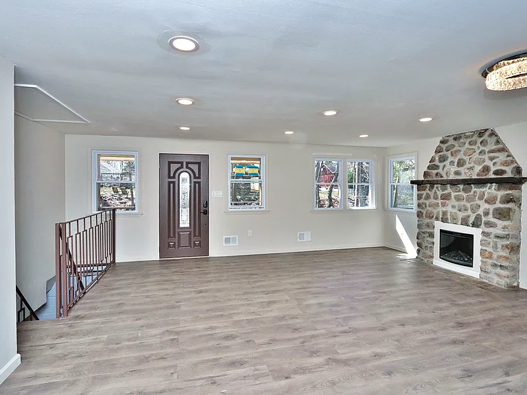 75 Nolans Point Rd — Photo 4