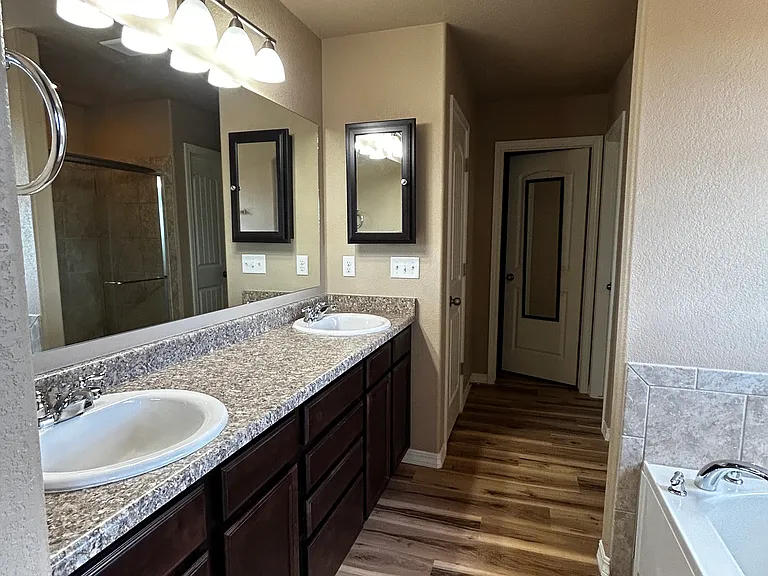 3503 Saguaro Cir — Photo 9