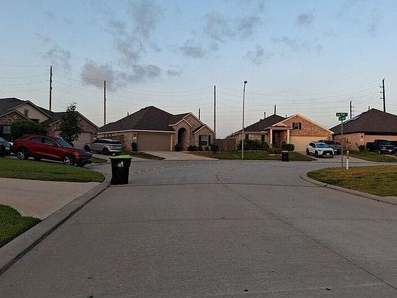 4th image of 311 Flower Reed Ct