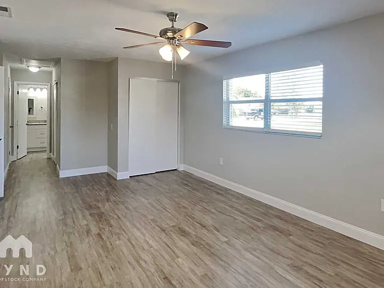 9116 Glen Moor Ln — Photo 11