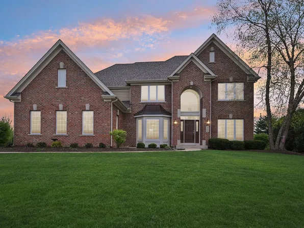 4156 Meadow View Dr, Saint Charles, IL 60175