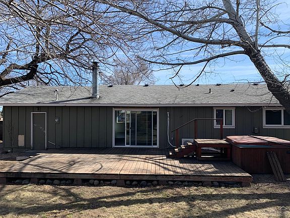 3rd image of 2639 NE Harvey Ln #1
