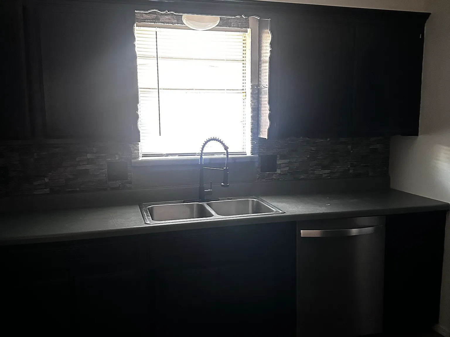4 bed, 1620 sqft, $1,400 — Photo 3