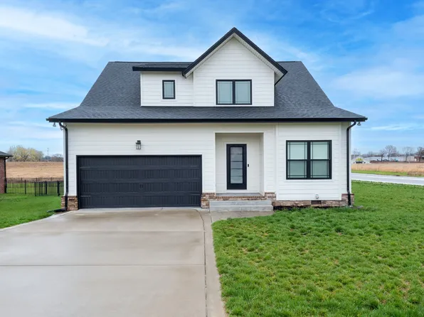 700 Jersey Dr, Clarksville, TN 37043