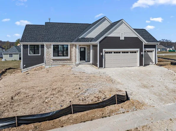 804 Viewpoint AVENUE, Waukesha, WI 53188