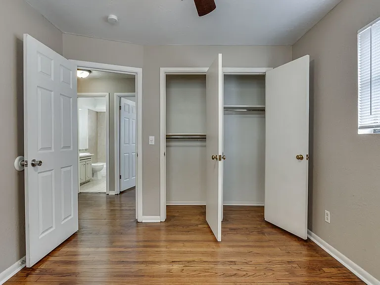 1432 SW 61st Ter — Photo 35