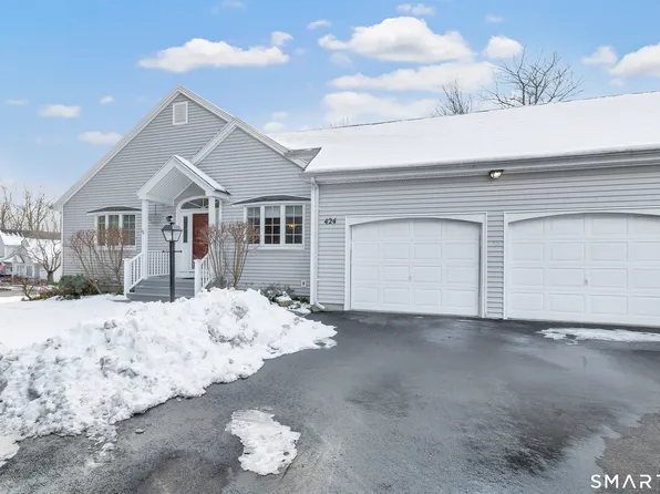 424 Navajo Loop #424, Shelton, CT 06484