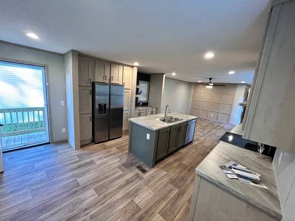 1339 Rock Rd, Christiansburg, VA 24073