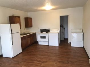 512 E 1st St, Portales, NM 88130