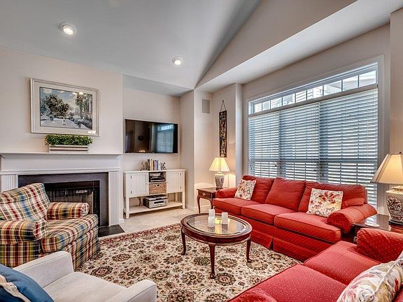 5th image of 503 20th Ave N Unit 38A