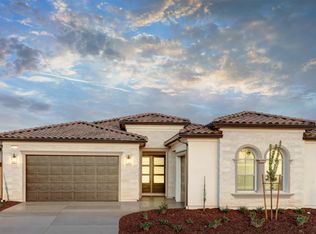 1675 N Blackwood Ave, Clovis, CA 93619