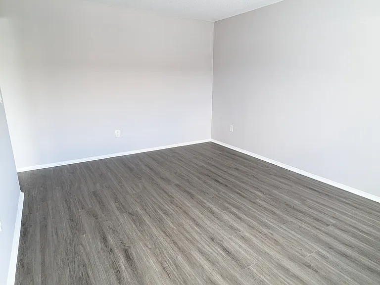 1368 Meriden Rd #2 — Photo 3