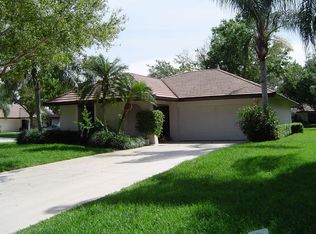 2711 SW Willowood Cir, Palm City, FL 34990
