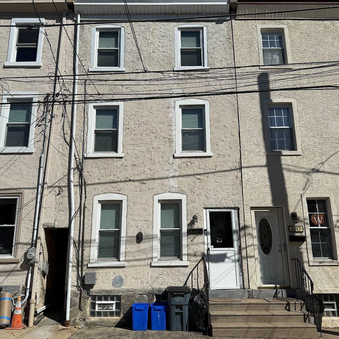 3 bed, 2.0 bath, 1440 sqft, $2,150 — Photo 1